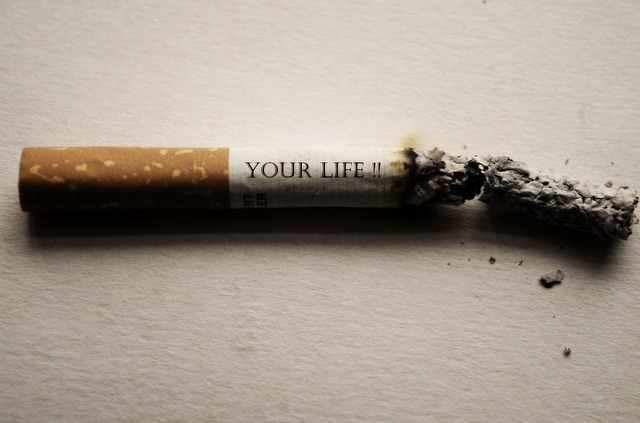Zigarette, your life, Hier gibt es keine Kompromisse . . . (Bild @ Pixabay)